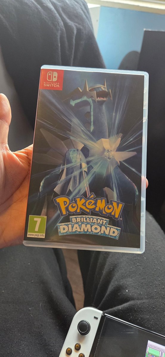 Mike Hollow tweet media