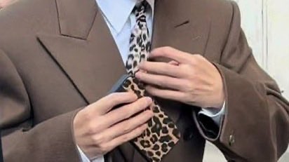 teteslayover's tweet photo. branding is so important 🐆 https://t.co/Uyz11aDqXW