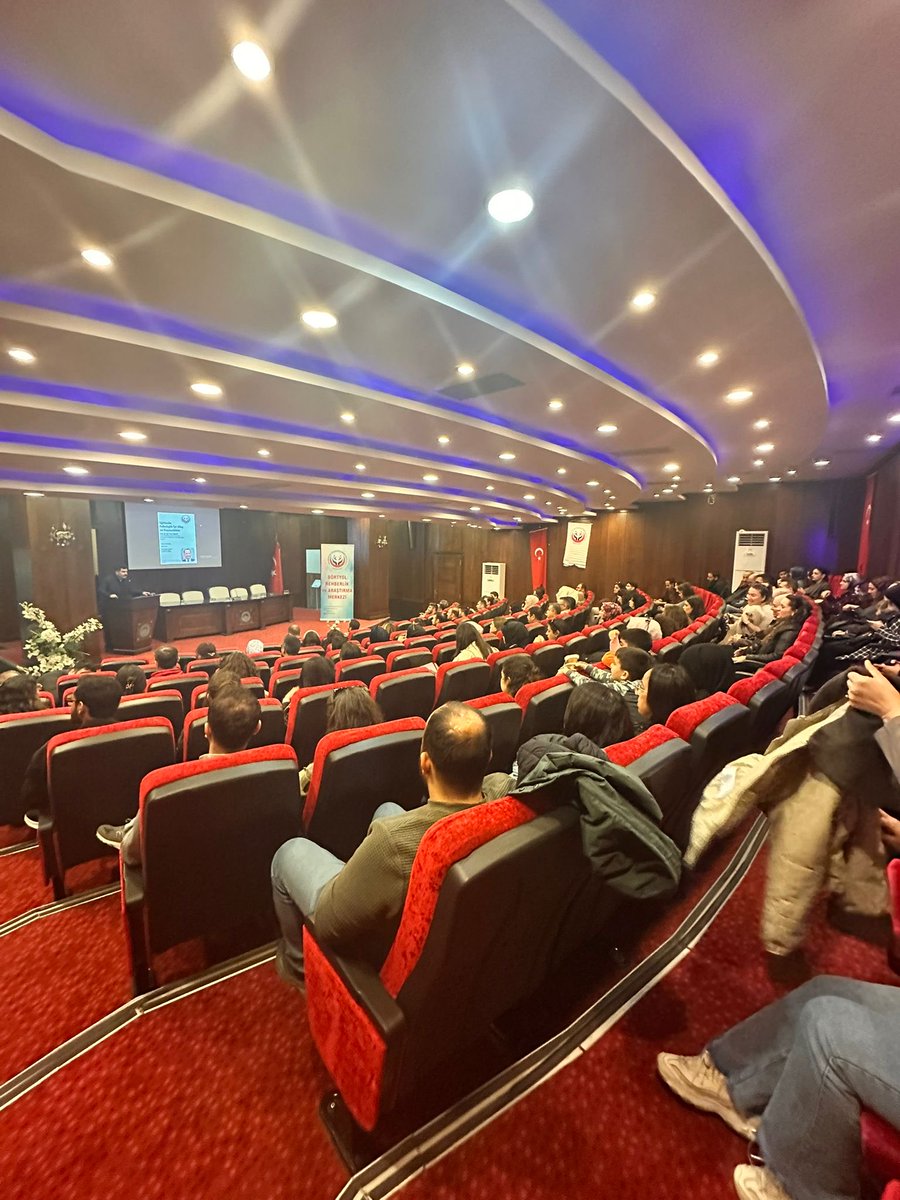 DortyolRam's tweet photo. Hatay Mustafa Kemal Üniversitesi Rehberlik ve Psikolojik Danışma ABD Başkanı Prof.Dr.İsa Yücel İŞGÖR tarafından psikolojik danışmanlarımıza "Eğitimde Psikolojik İyi Oluş ve Dayanıklılık" konulu konferans verilmiştir. Hocamıza ve meslektaşlarımıza katılımları için teşekkür ederiz. https://t.co/EsDPd0Bui3