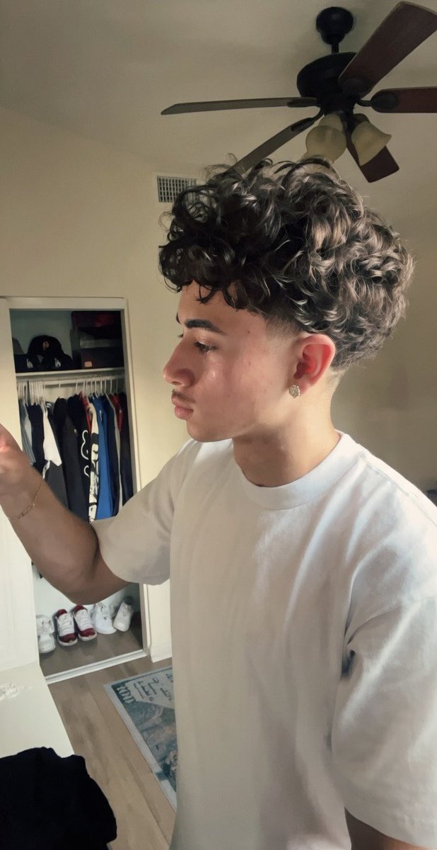 anthony tweet media