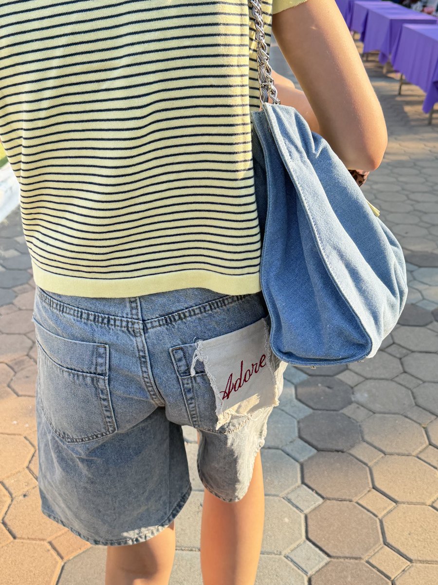 LMlookmhee tweet media