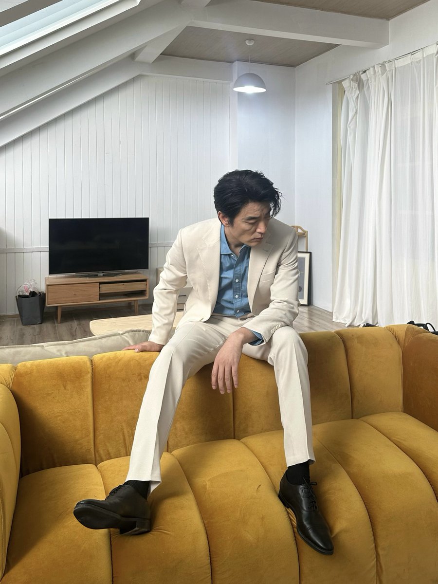 Lee tweet media
