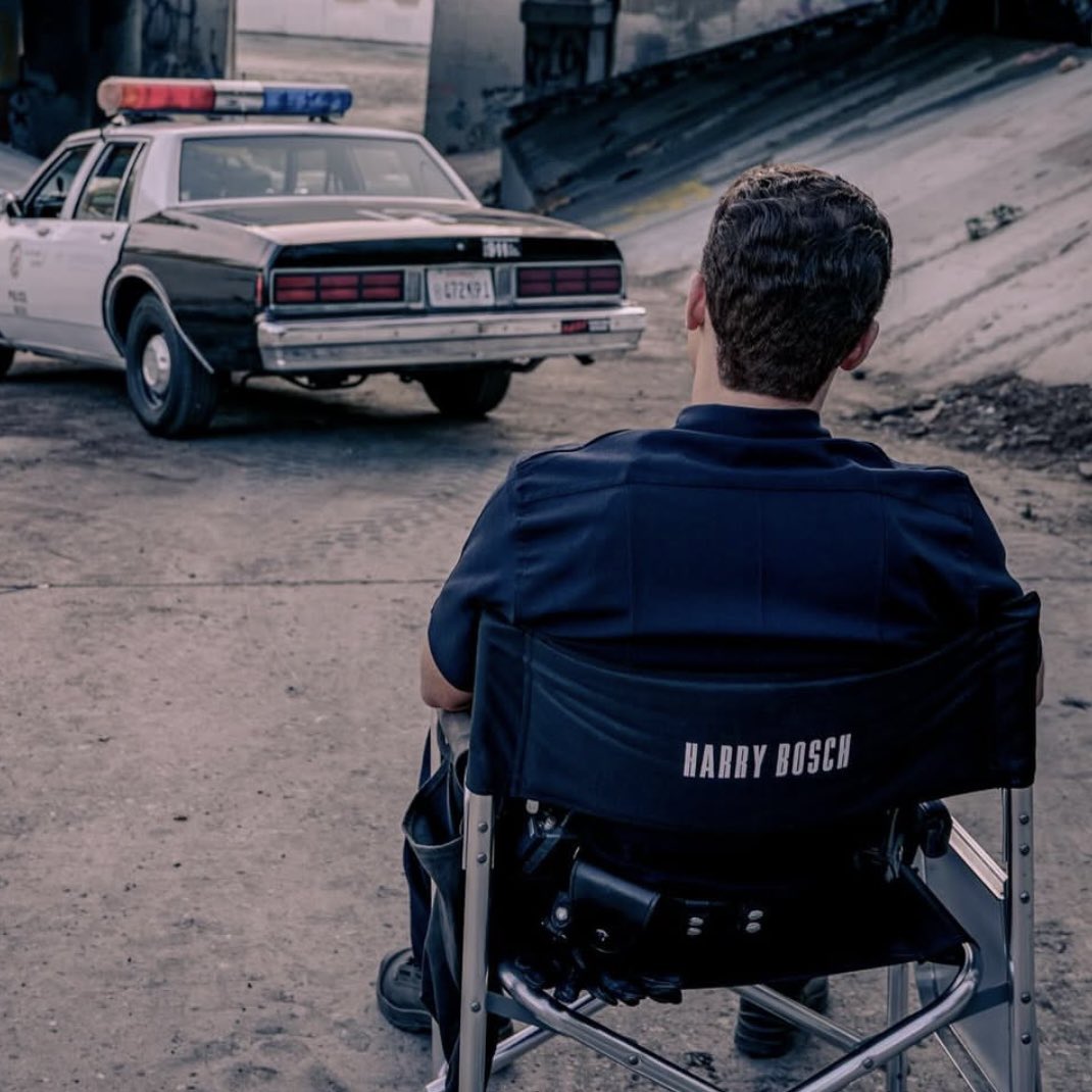 zoe ✩ met cam! tweet media