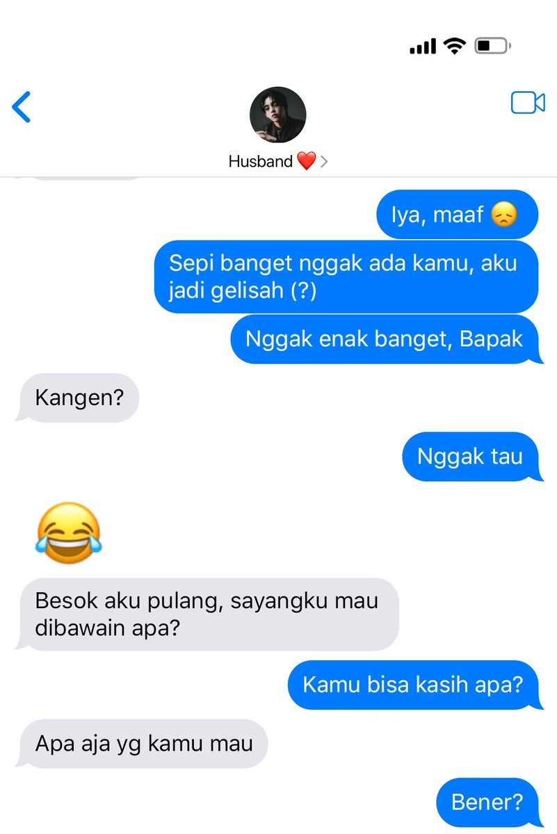 Vee_Story1004's tweet photo. Kasihan Bapak udah lulus masih dapet kuis pagi https://t.co/A2OvFAkMQT