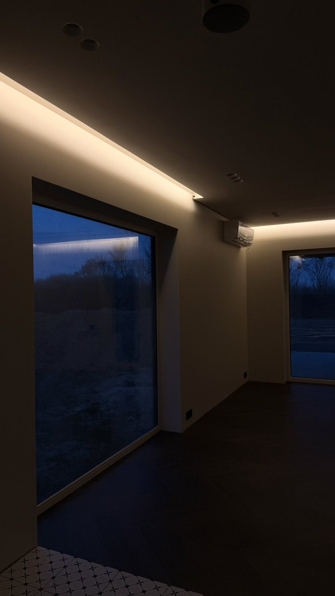 яфинка tweet media