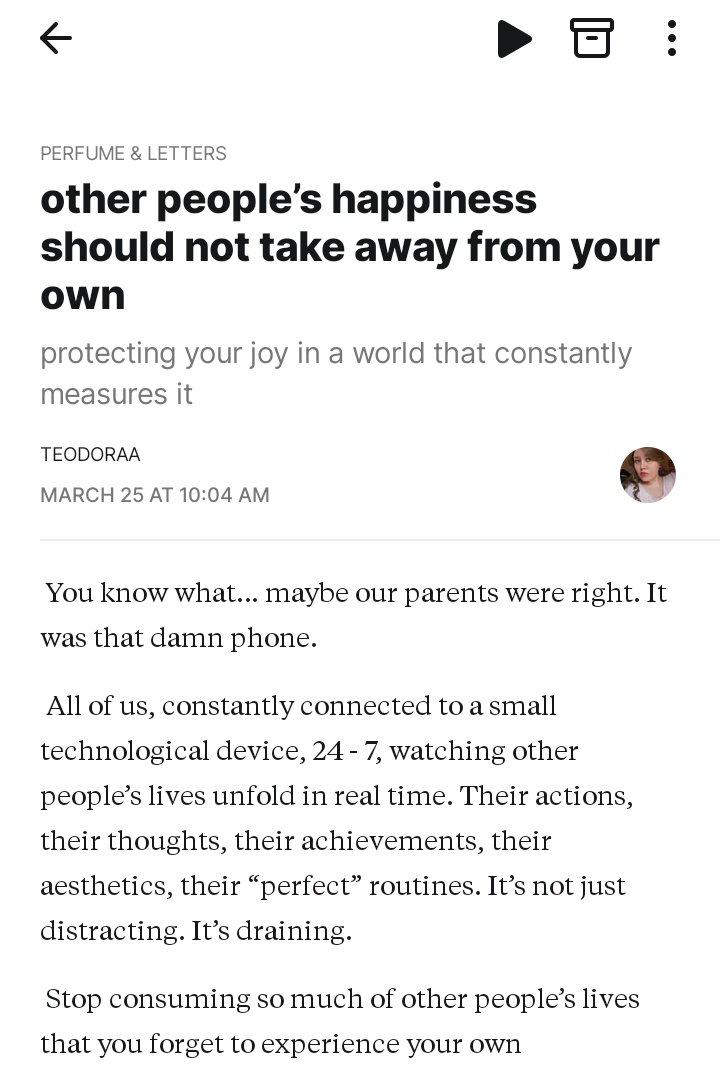 • يمنى♡• tweet media