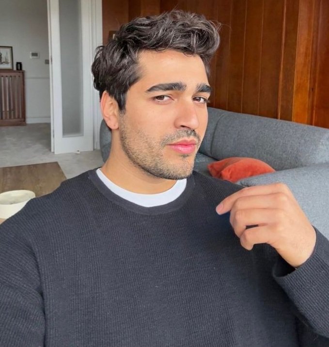 𝐒ı𝐥𝐚 tweet media