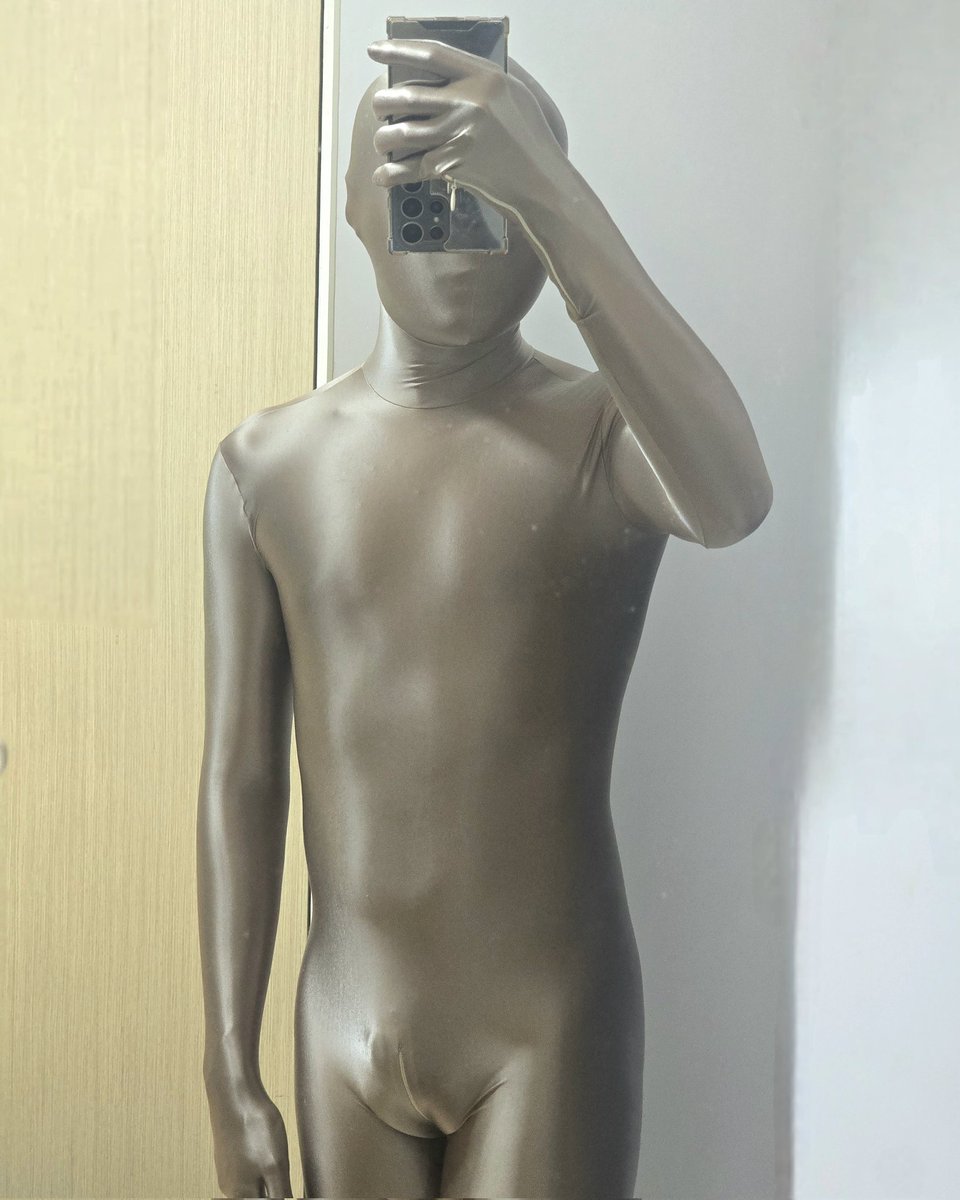 LatexSwitch_ tweet media