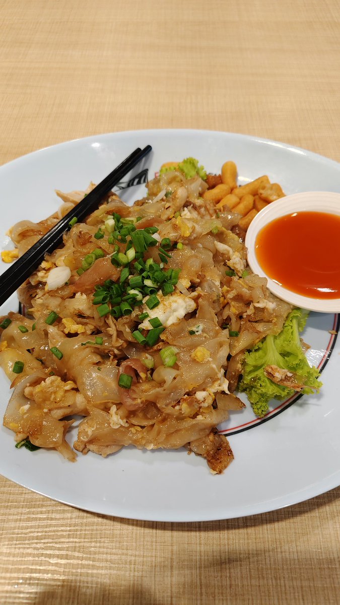 Mriss Understood🌱 tweet media