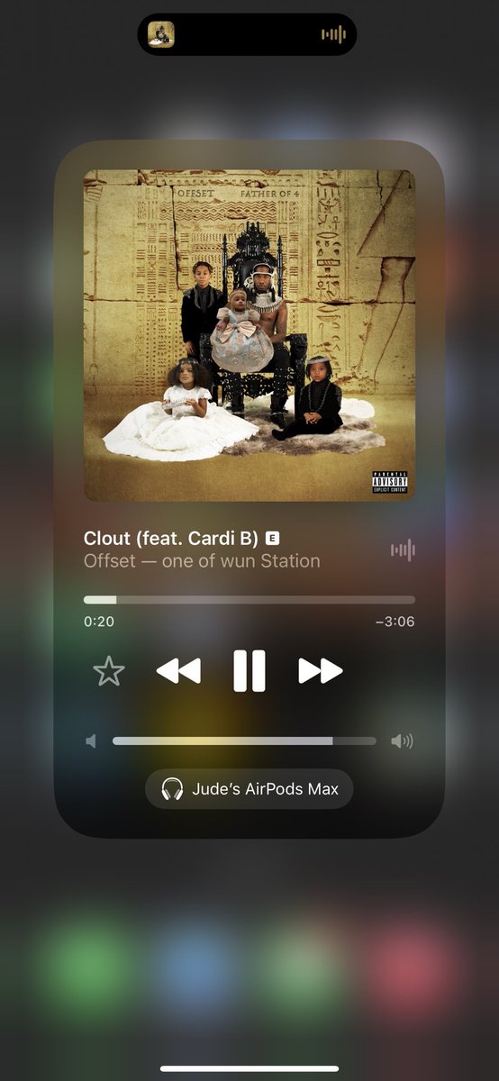 Busy Jude tweet media