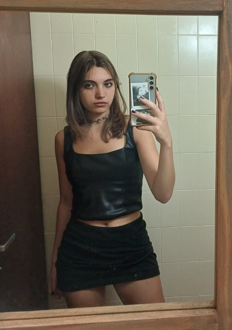 ela 🪲 tweet media