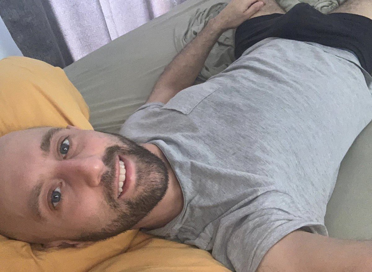 ☆ it’s alex ☆ (29K) tweet media