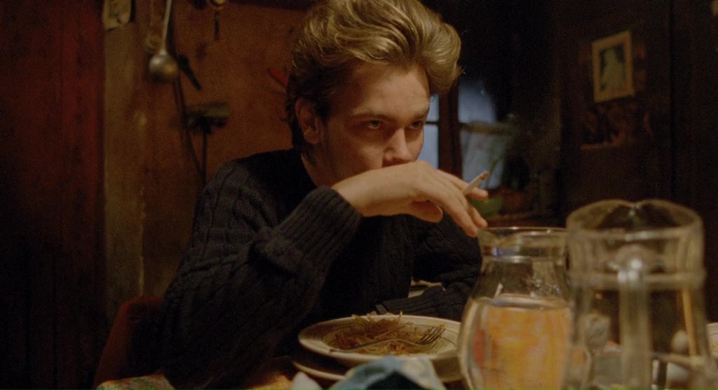 HOW MANY CIGARETTES???? tweet media