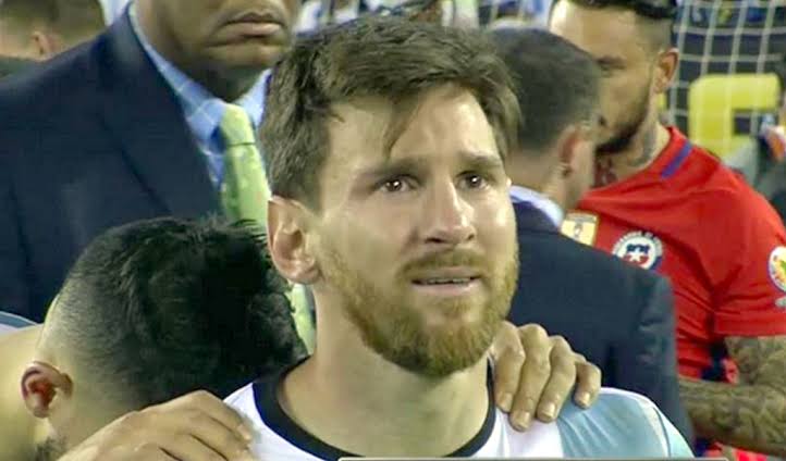 karłos Fost tweet media