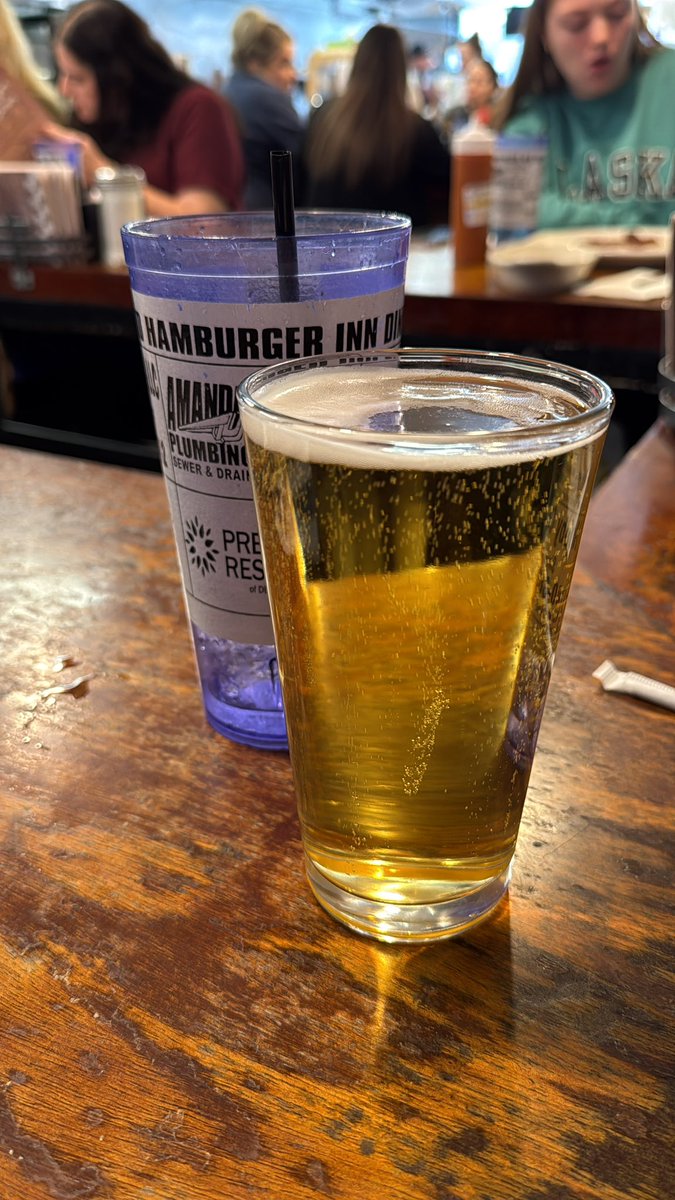boobman229's tweet image. It’s 5 o’clock somewhere #Diner