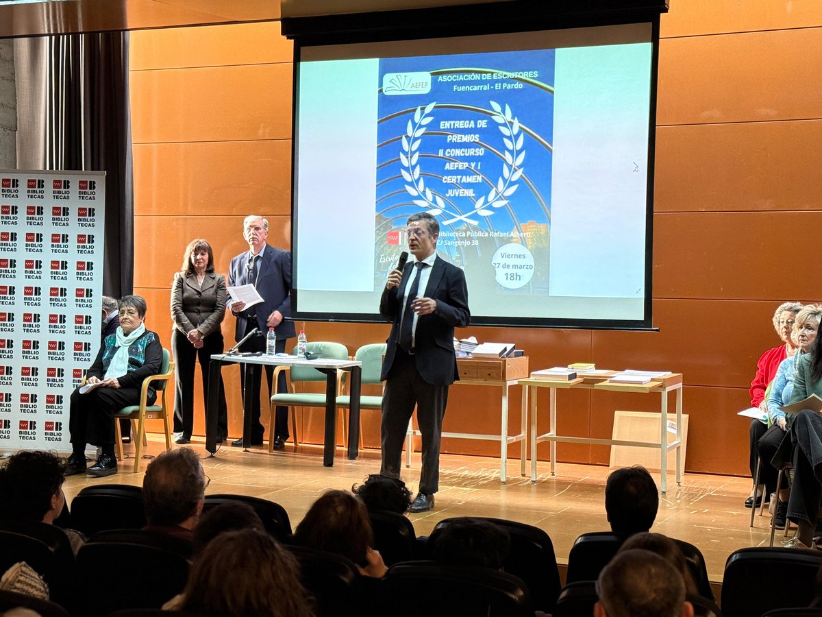 José A Mtnez Páramo tweet media