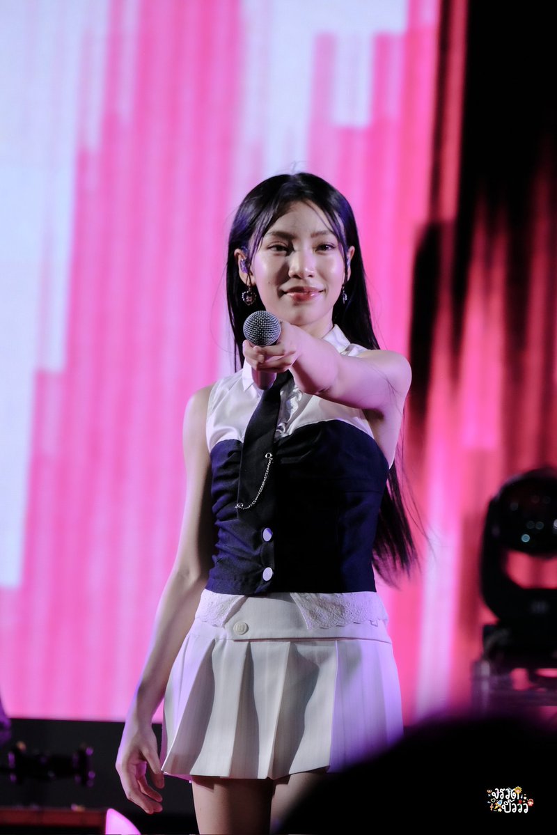 ~ จรวดปิ๊ววว ʕ•͓͡•ʔ tweet media