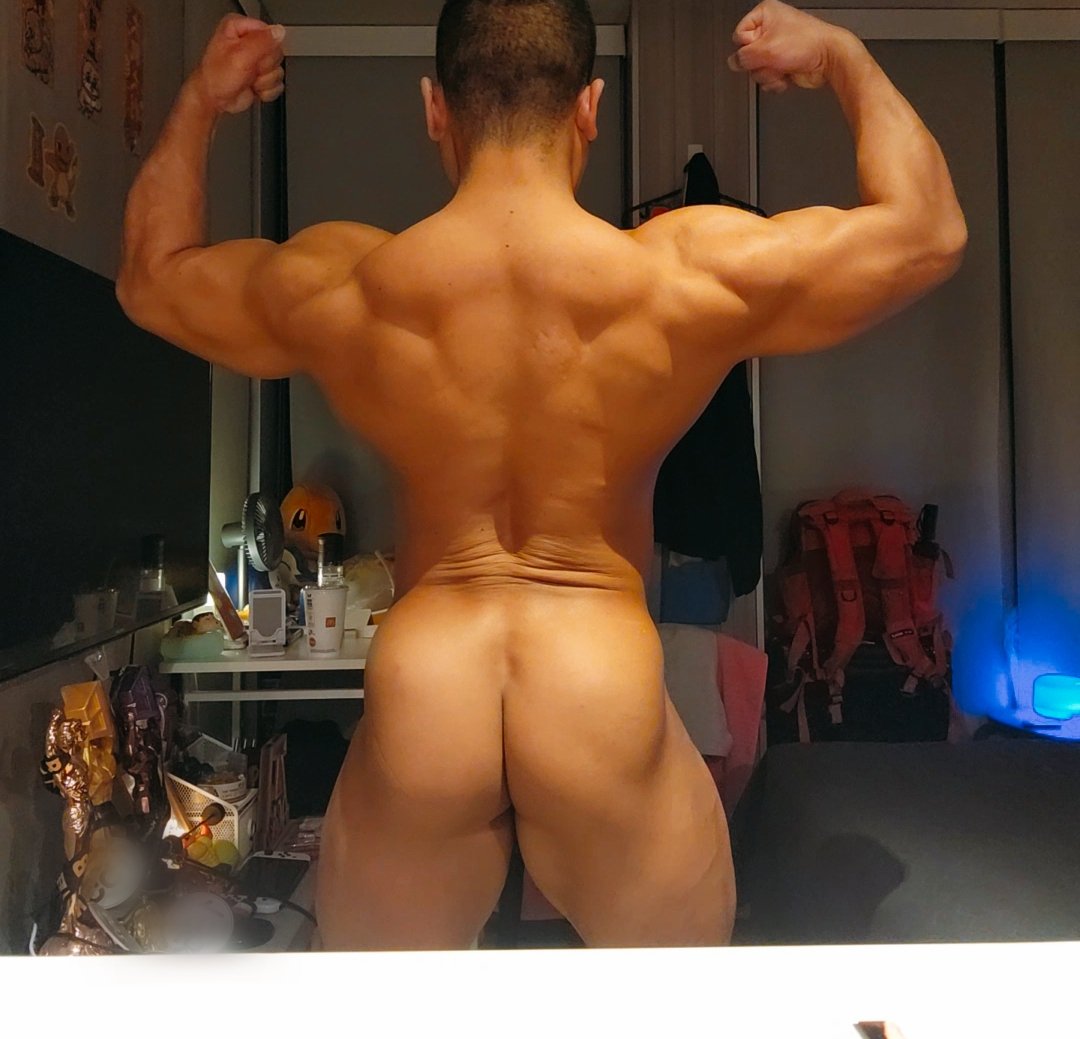 肌肉小新 tweet media