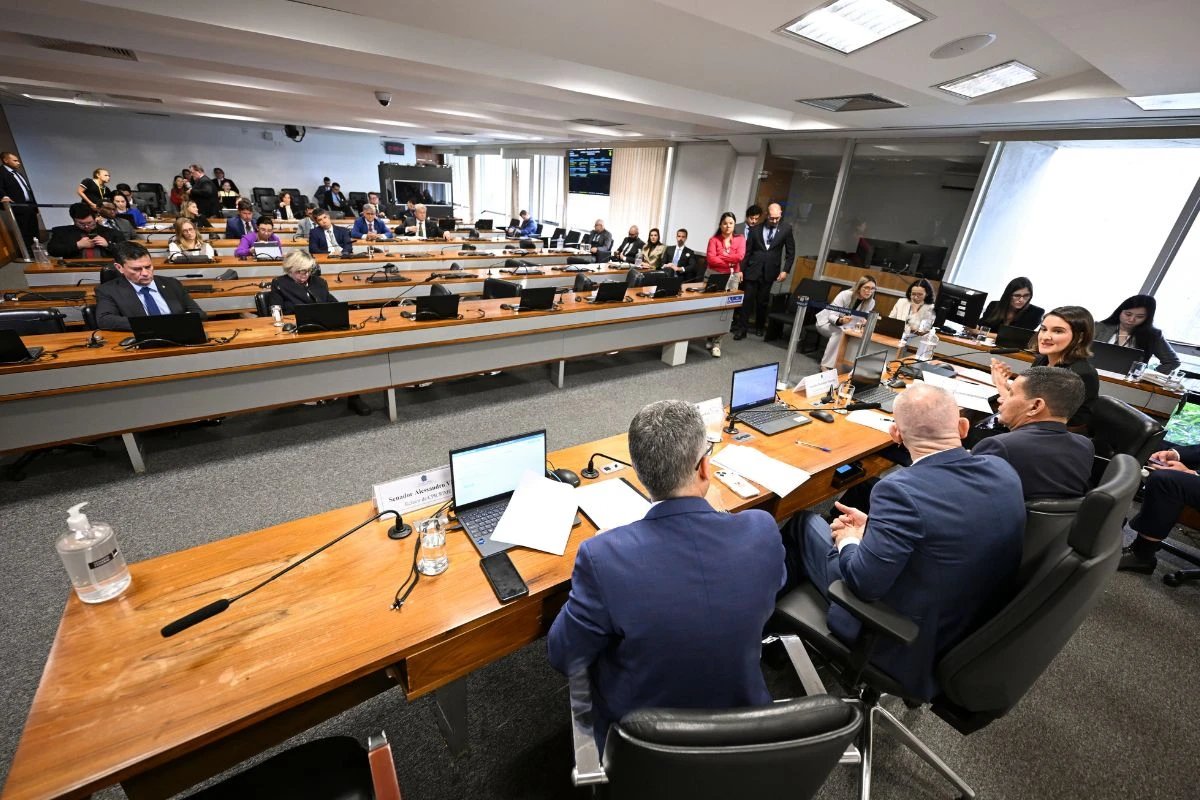 République tweet media