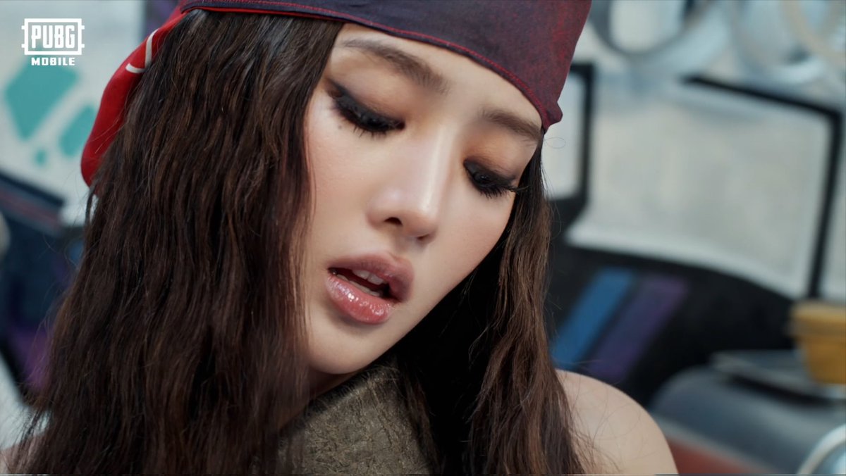 ChitChat Variety tweet media