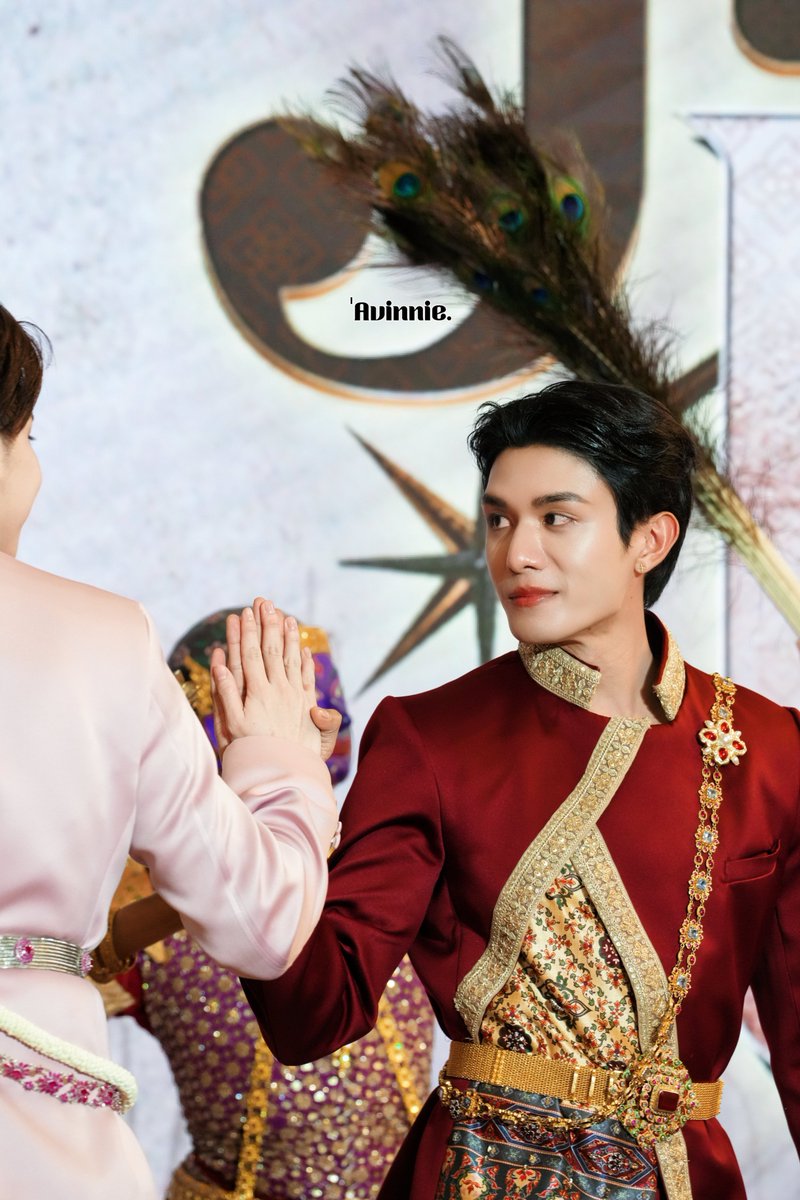 Avinnie•แอนนา tweet media