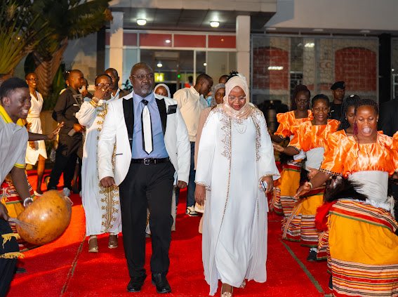 𝑻𝒐𝒏𝒏𝒚 𝑩𝒂𝒏𝒛 🦅 tweet media