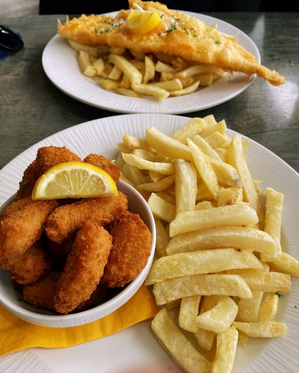 no1cromer tweet media