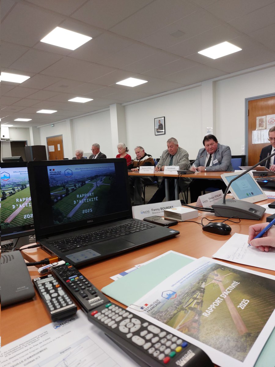 Jean-Pierre PAKULA tweet media