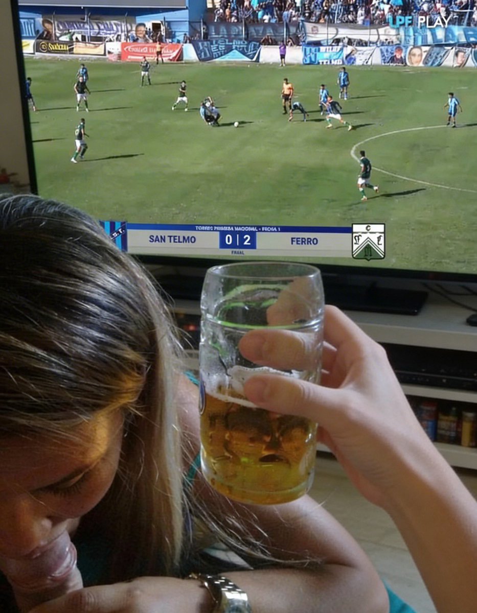 Supreme☺ tweet media