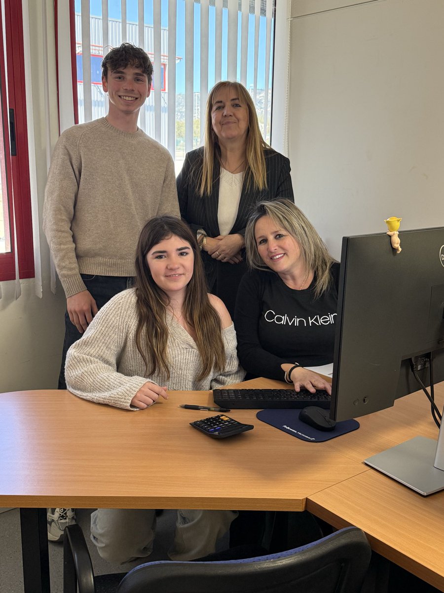 AdmNorfeuRoses tweet media