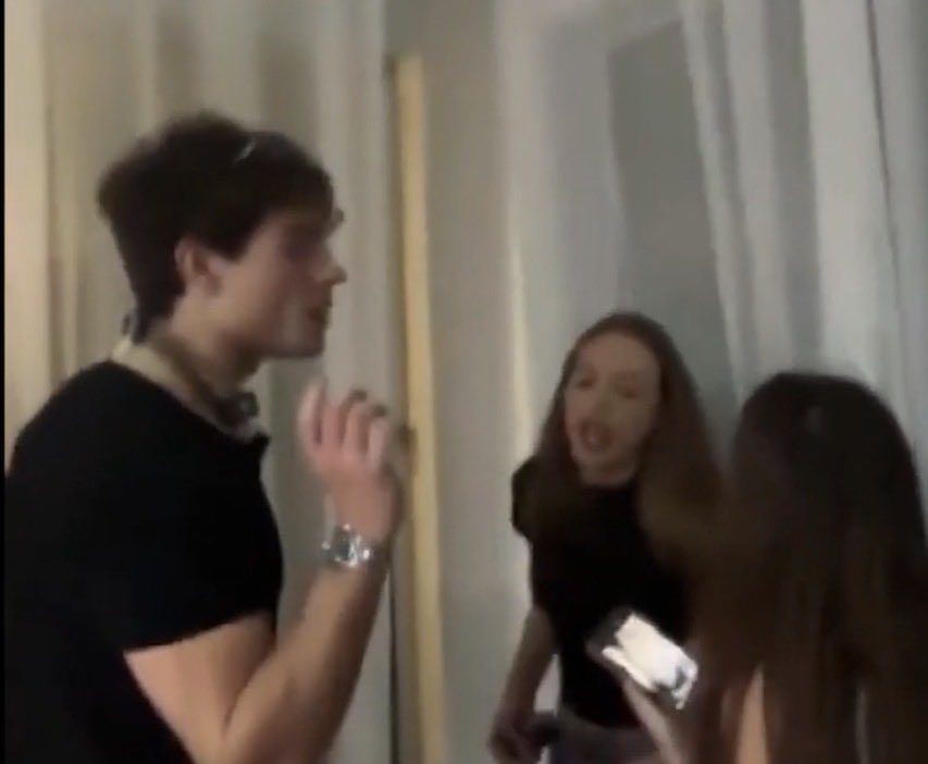 FearBuck tweet media