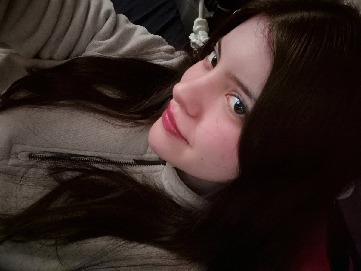 ★𝗚𝗮𝗯𝗶 ♡'s Kiwi tweet media