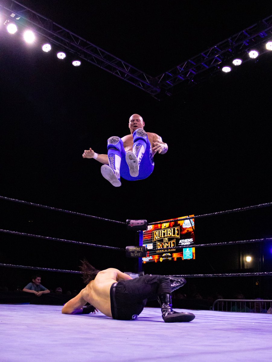 IG @intrface_ tweet media