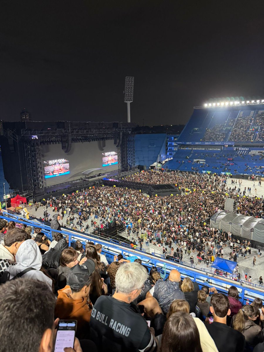 TAN BIÓNICA BACK - EL REGRESO ⚡ tweet media