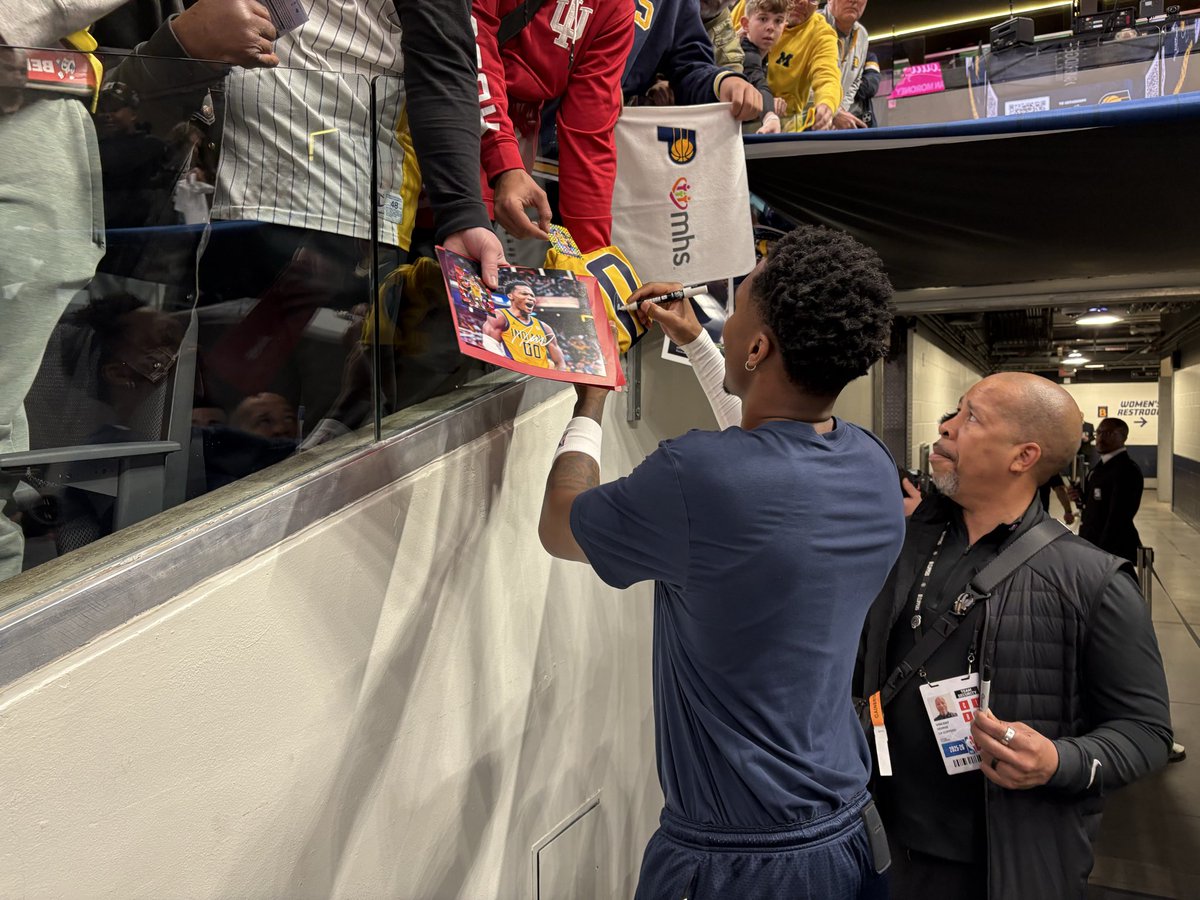 Tony East tweet media