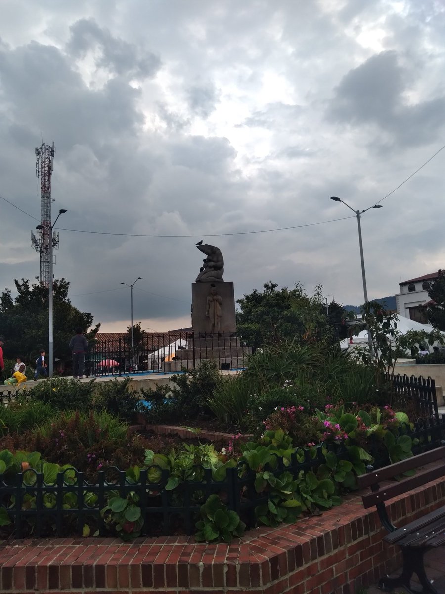 Lyda 💫 tweet media