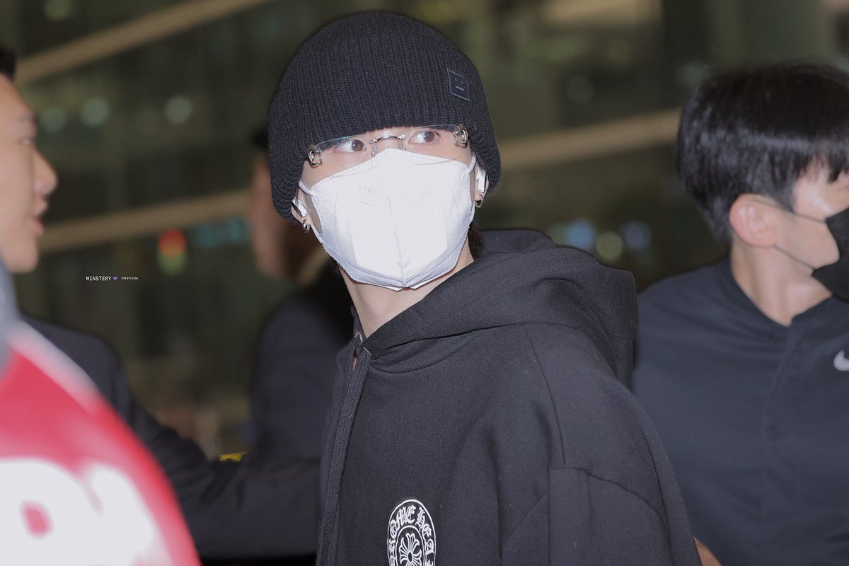 민스터리💫 tweet media