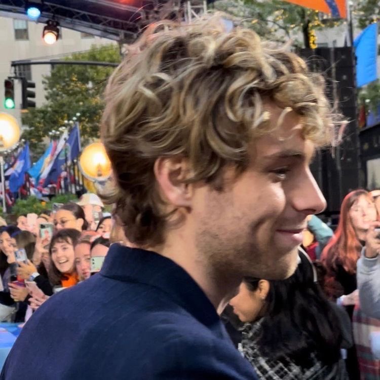 kacie hemmings ⋆⭒˚.⋆ tweet media