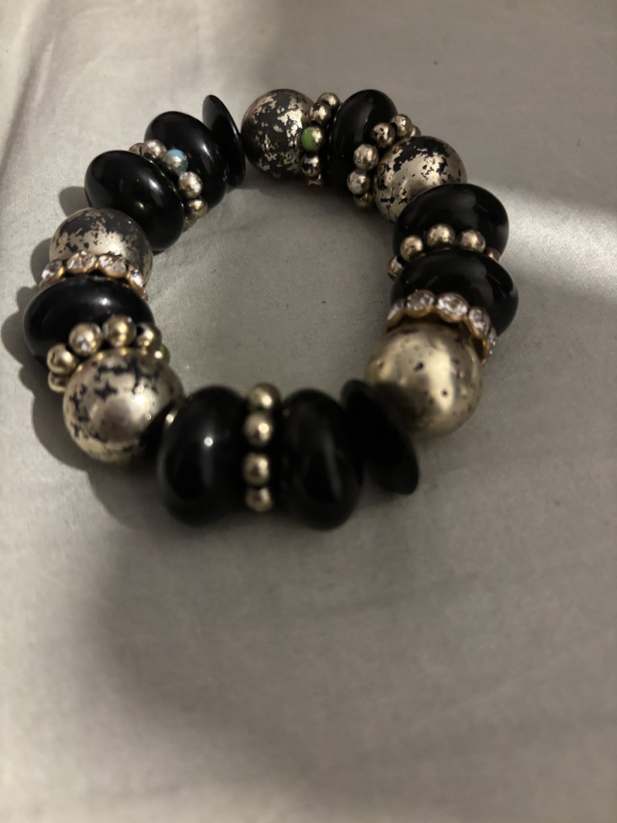 Rae 🧩 IS UN1QUE ✚ tweet media