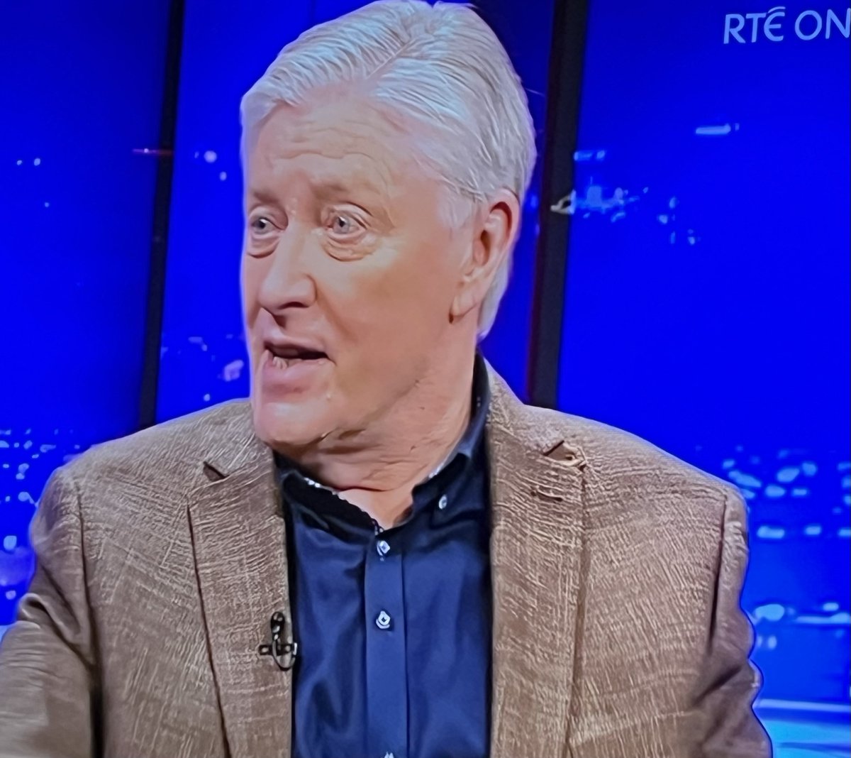 Des Cahill tweet media