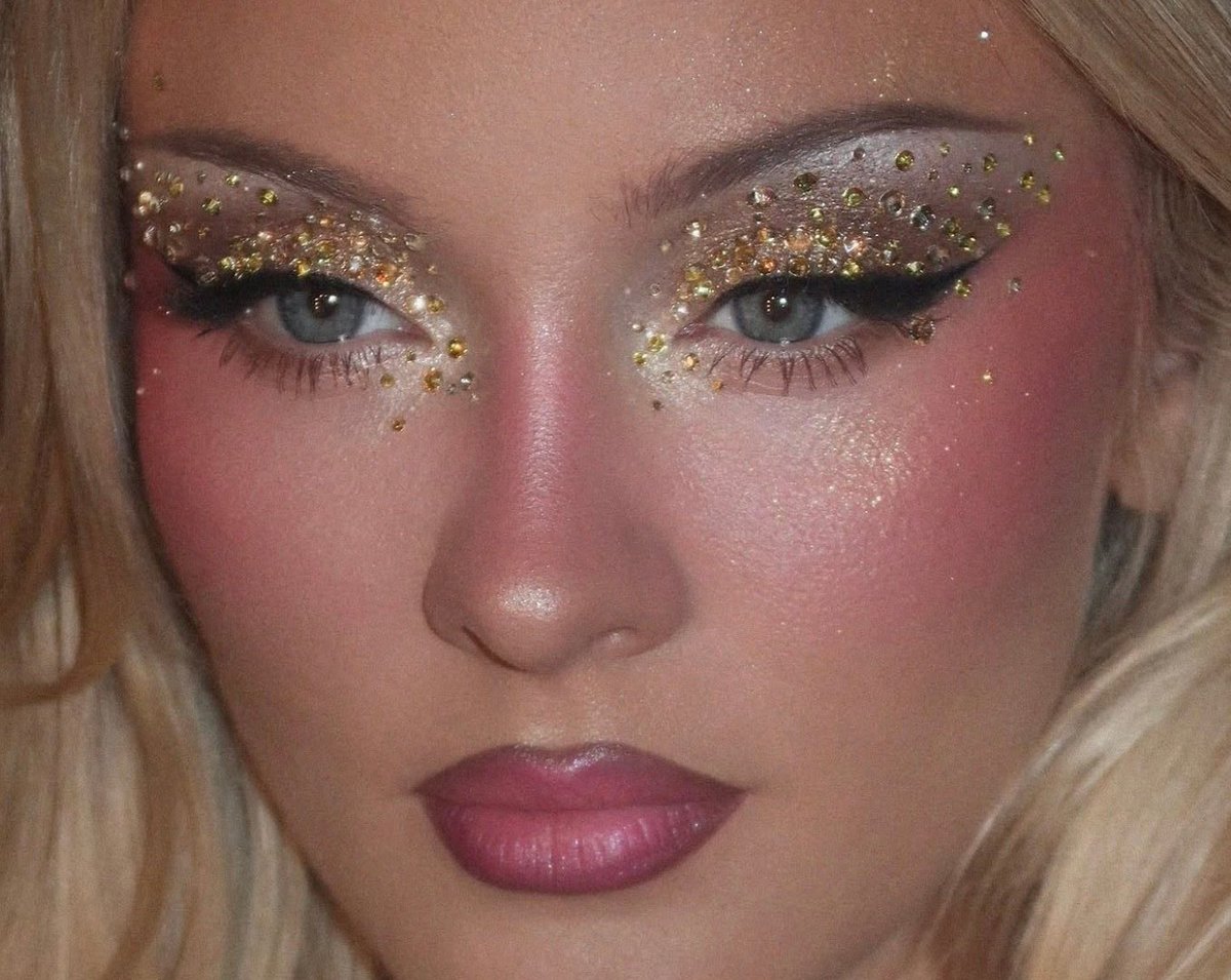 La Mode Unknown tweet media