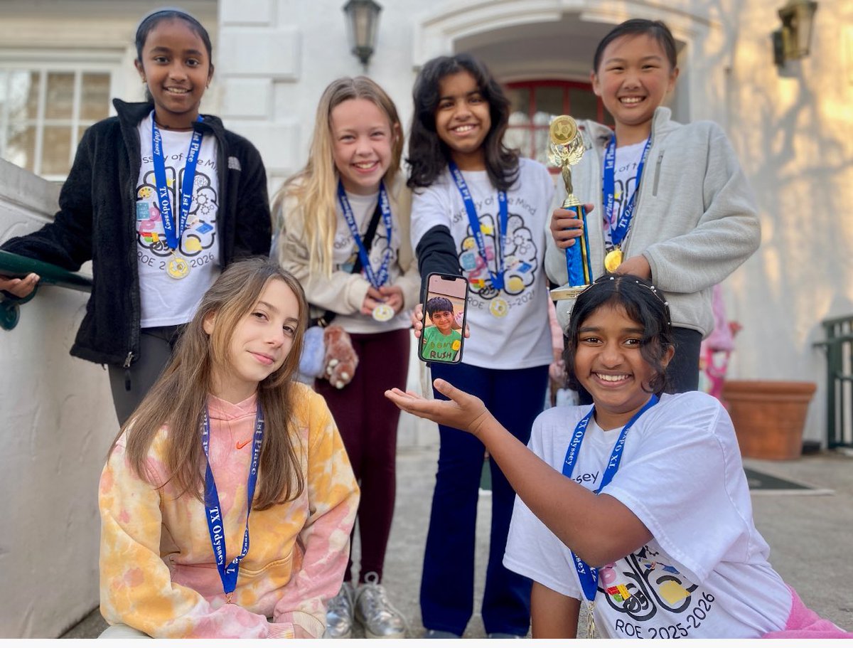 River Oaks IB World School tweet media