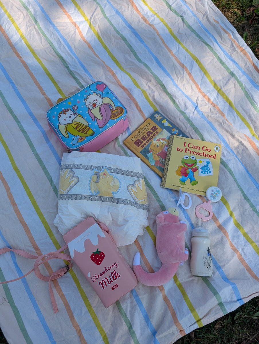Mommy will be active for this weekend sessions 😍 interested babies should DM or mail me 
mommycindy8@gmail.com 
#abdl #abdlboys #abdlgirls #abdlcommunity #abdlart #diapers #diaperlover #diapermess #diaperfur #dialerpooping #diaperwetting #diapermessing #sissy #ageplay
