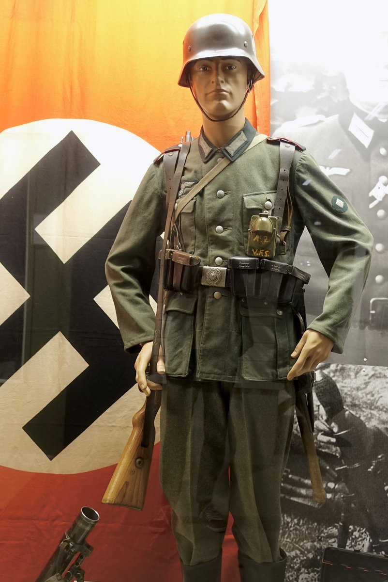 Dolfijnmanjohns tweet media