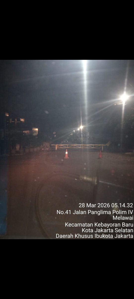 Transportasi Jakarta tweet media