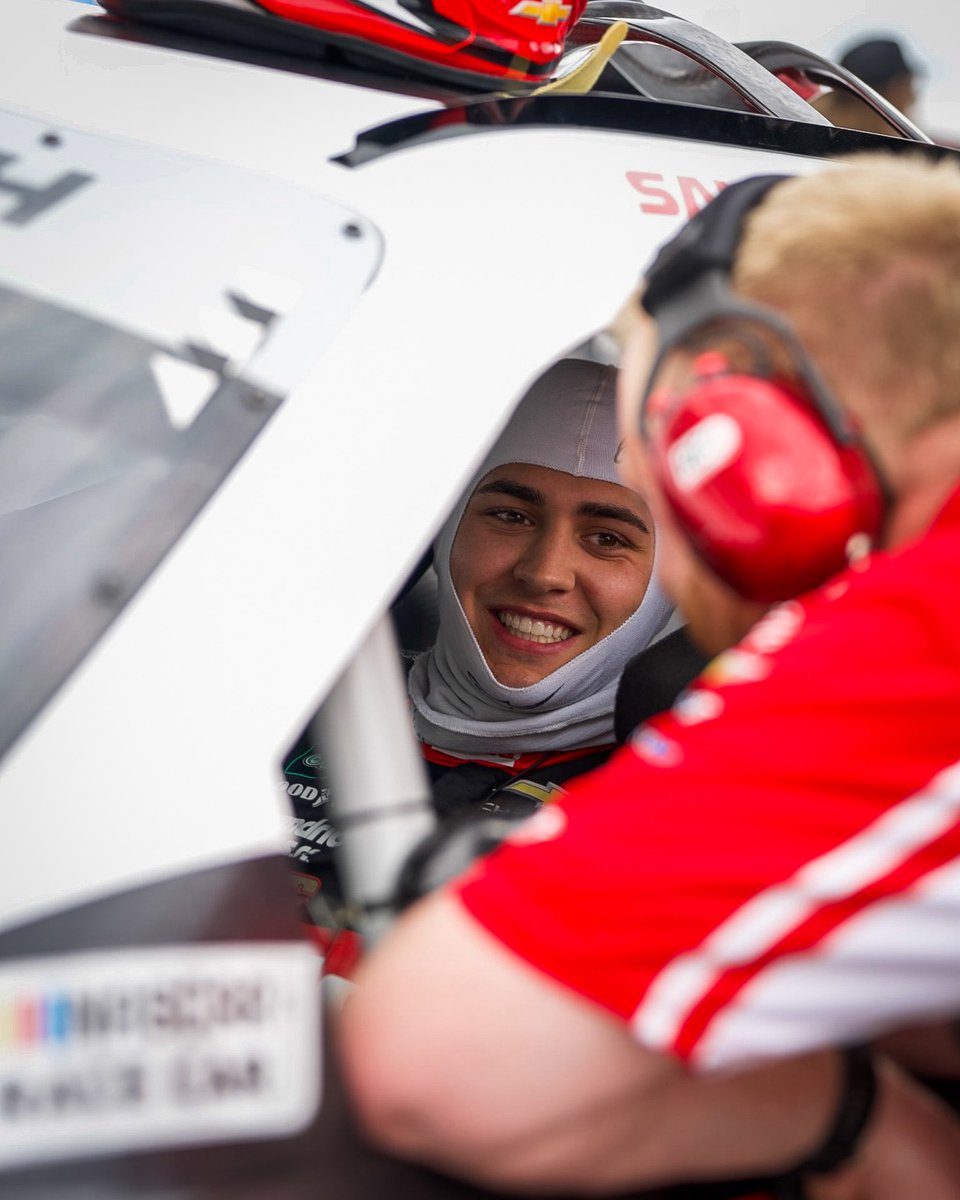 Sammy Smith tweet media