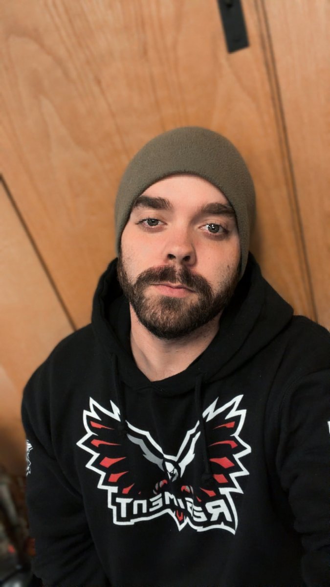 RagingSpanK tweet media