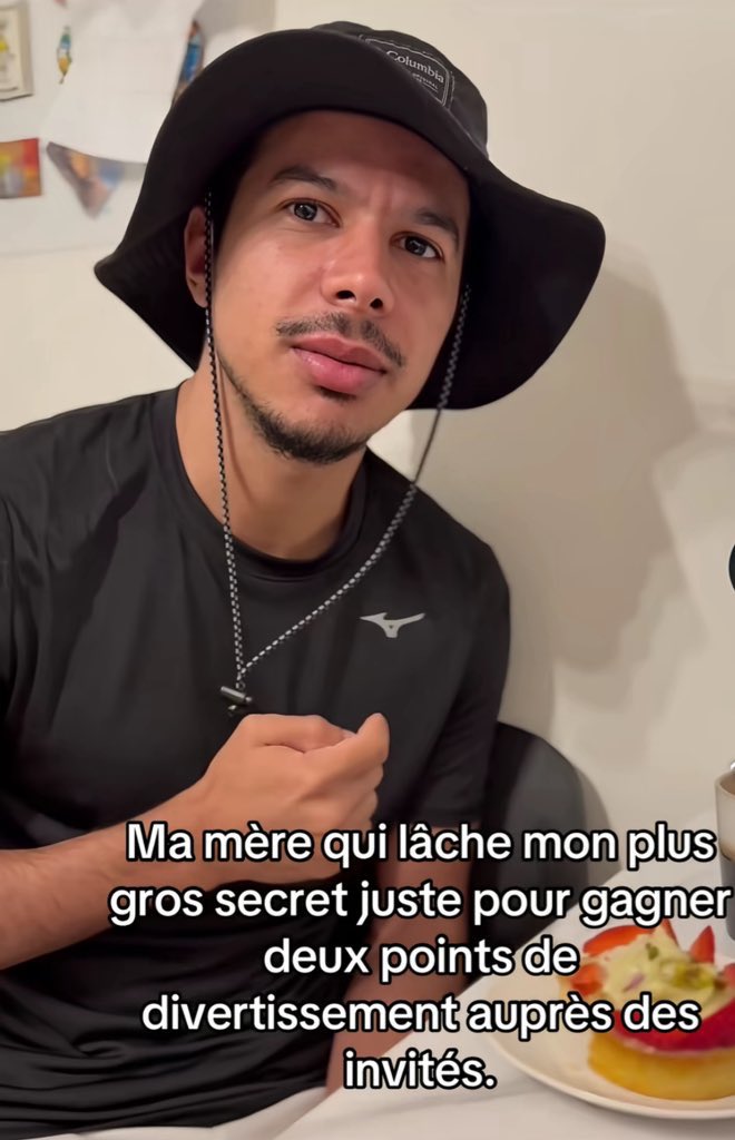 لبنى tweet media