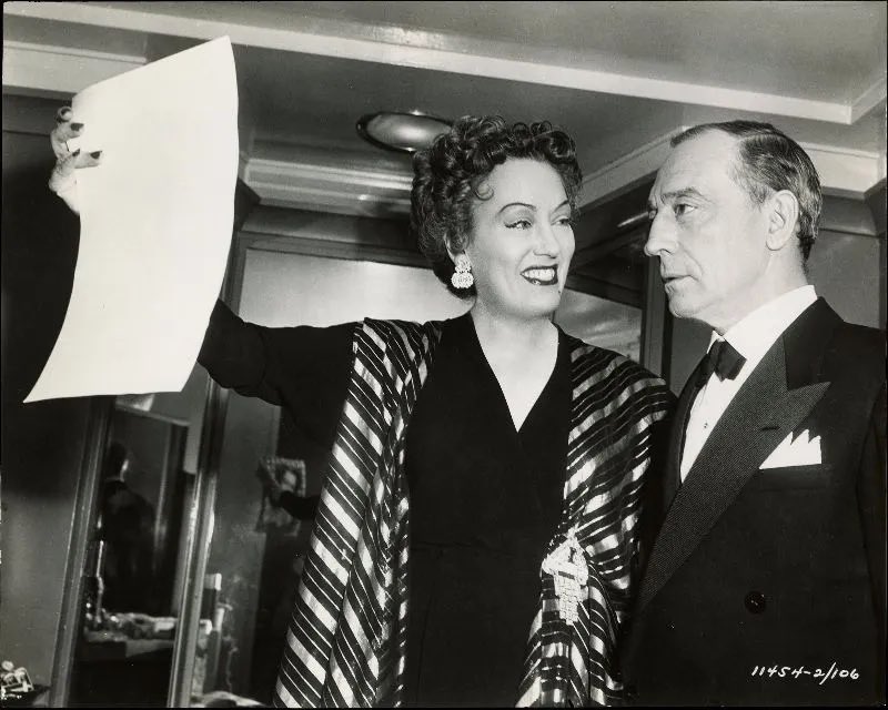 𝒫𝓇ℴ𝒻. 𝒥ℴℯ 📼 tweet media