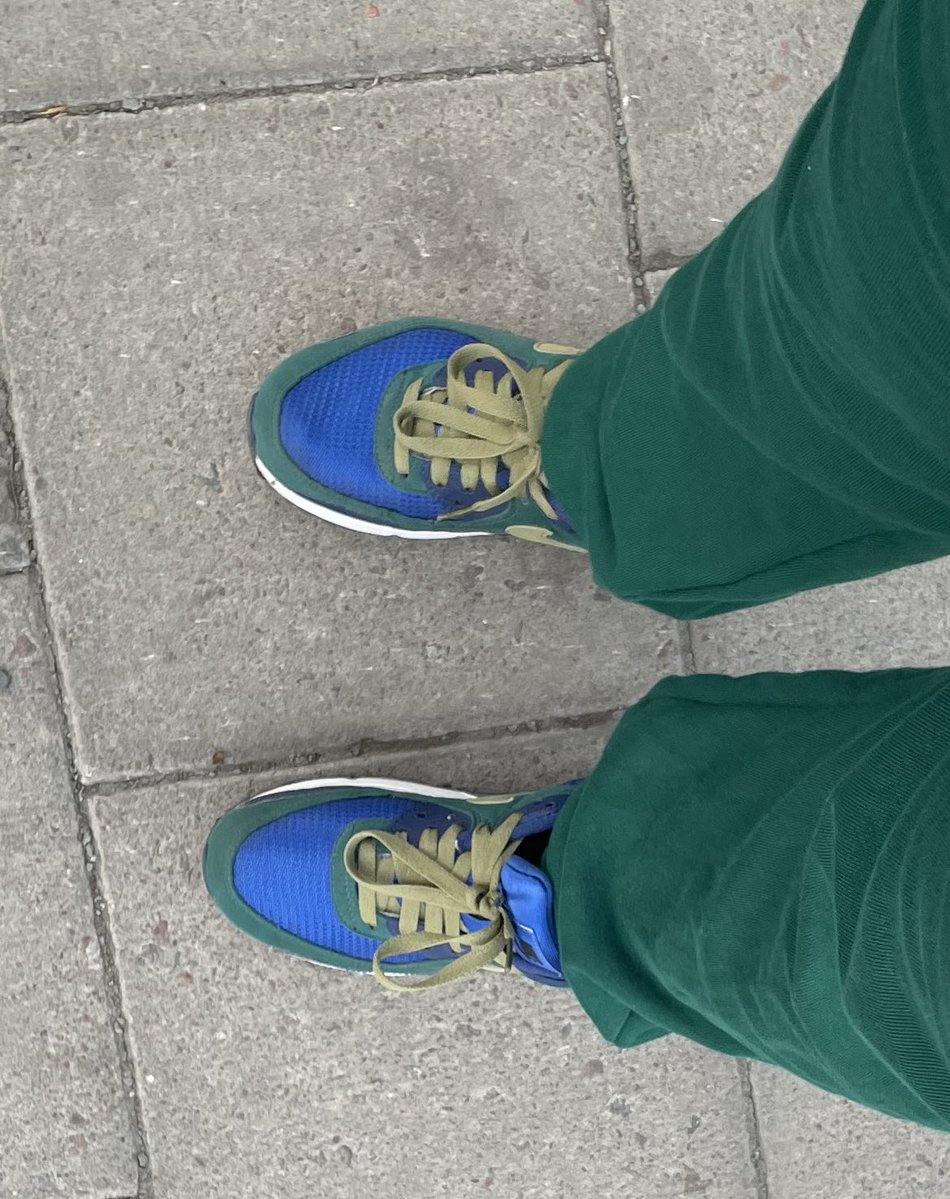 OMGL 🕳🐇 🏁L🤍🕊️ tweet media